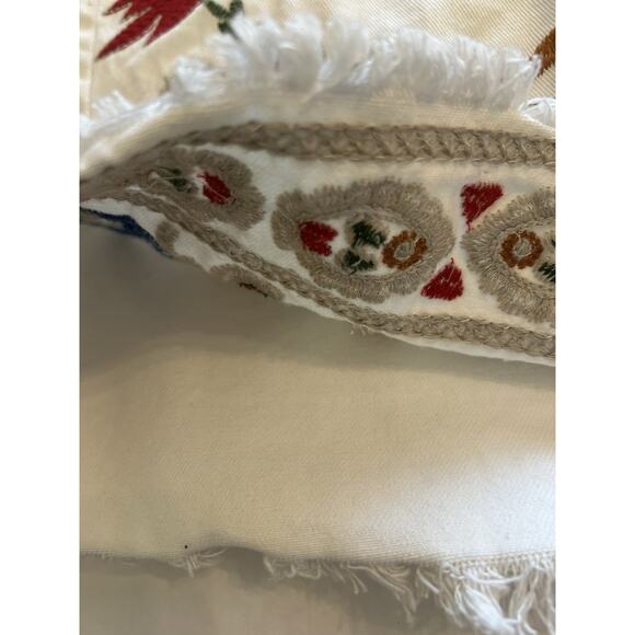 UMGEE Sz Large White Denim Mini Skirt Floral Embroidered Birds Boho Raw Hem Fall - Picture 6 of 13